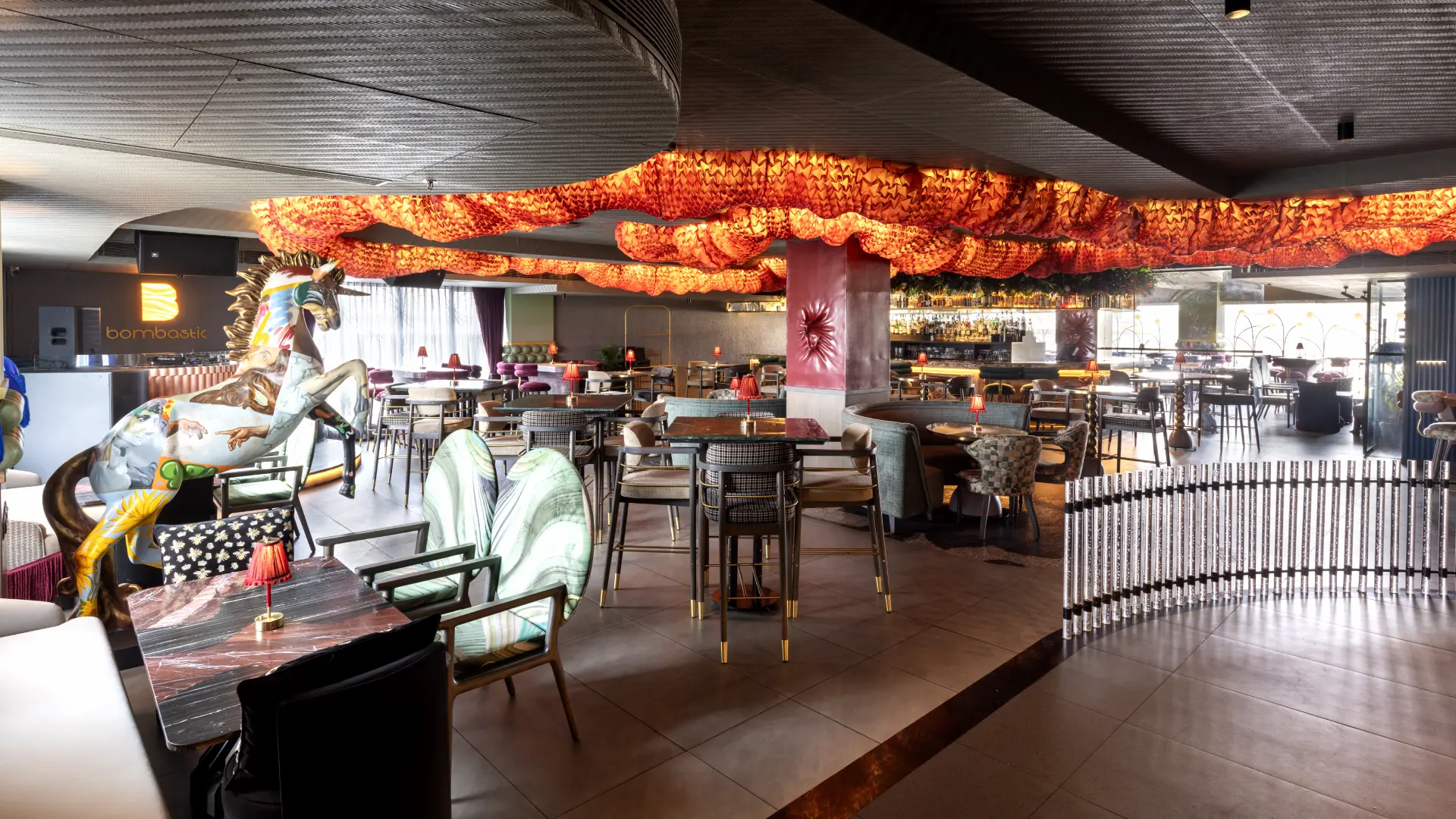 Smart & Casual Dining